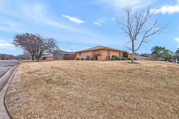 Sherman, TX 75092,2731 Rivercrest Drive