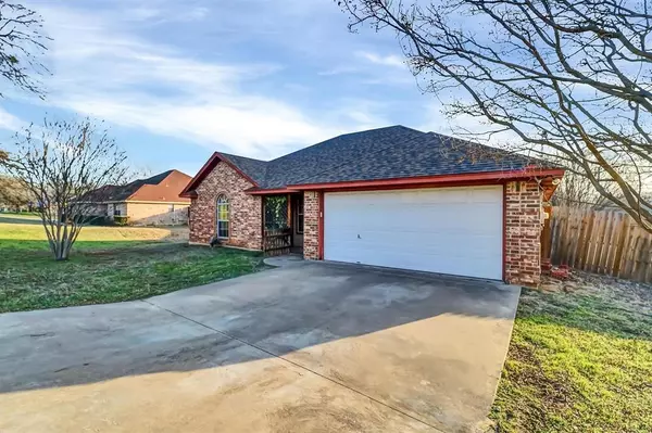 Weatherford, TX 76086,205 Hickory Lane