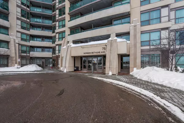 Richmond Hill, ON L4B 0B6,75 Norman Bethune AVE #516