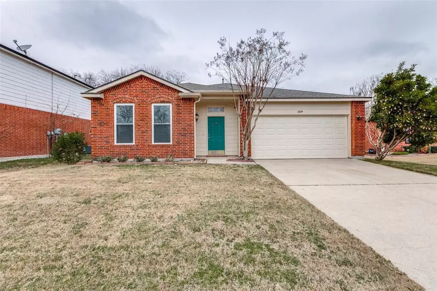 2009 Apple Drive, Little Elm, TX 75068