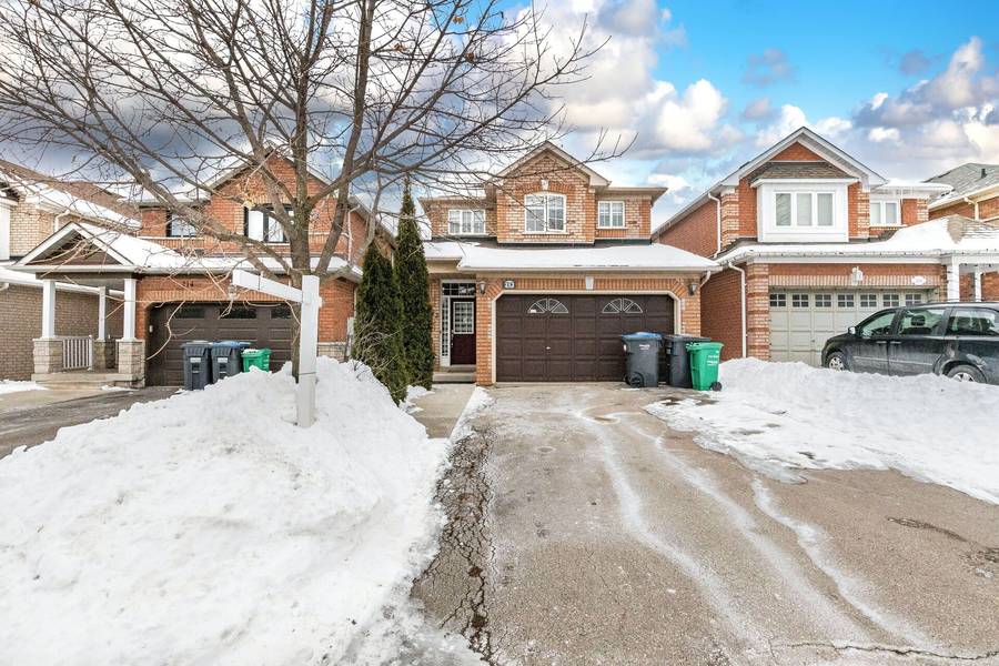 212 Twin Pines CRES, Brampton, ON L7A 1N6