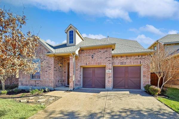 3512 Treetop Drive, Fort Worth, TX 76040