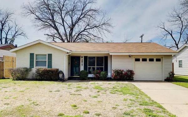 2817 Douglas Avenue, Irving, TX 75062