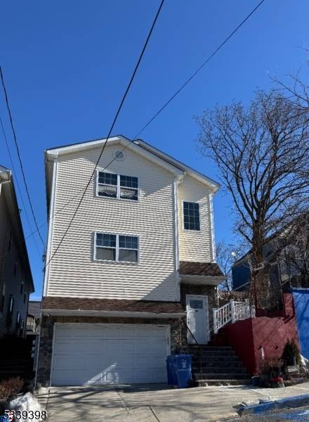 40 Oxford St, Paterson City, NJ 07522