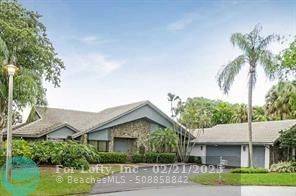 9909 NW 14th Ct, Coral Springs, FL 33071