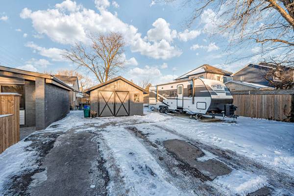 Milton, ON L9T 1Y4,294 Steeles AVE E