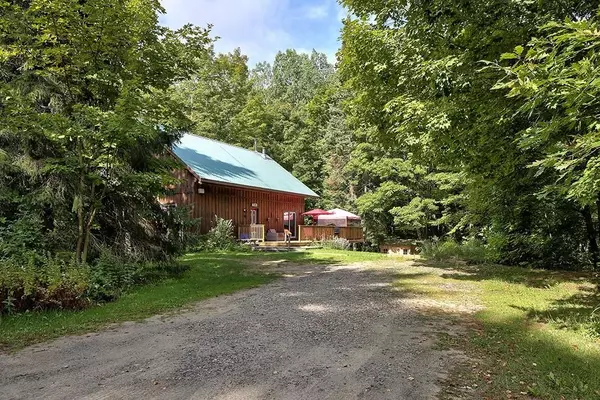 Minden Hills, ON K0M 2K0,1046 Pine Springs RD