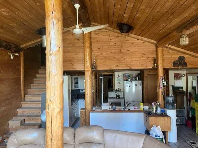 Conklin, AB T0P 1H1,118 Poplar Drive Rr