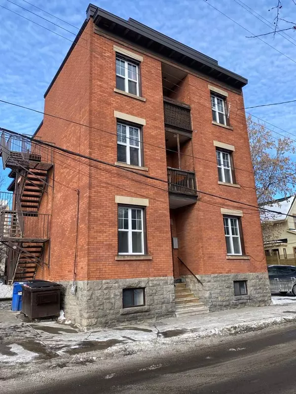 Ottawa Centre, ON K2P 0R3,350-352 Gilmour ST
