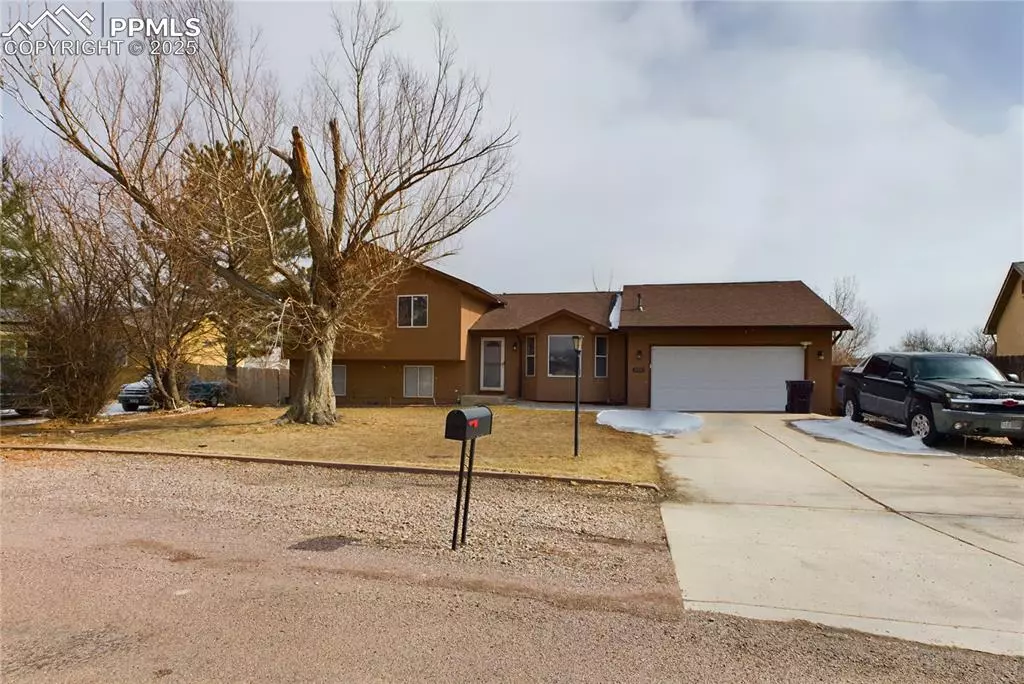 Pueblo West, CO 81007,576 S Falcon DR