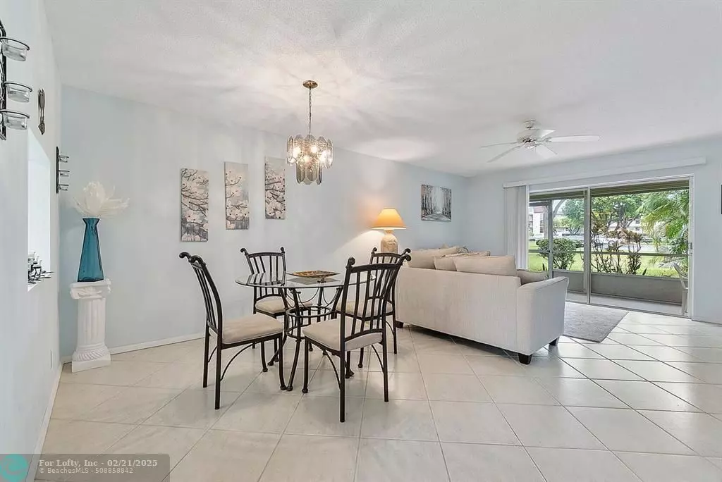 Delray Beach, FL 33446,31 Abbey Ln  #106