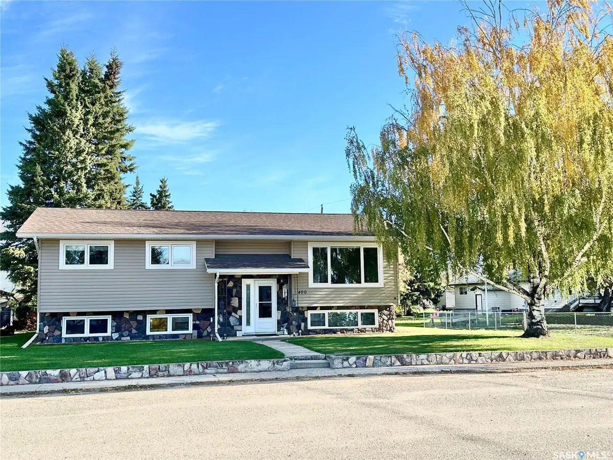 400 4th AVENUE W, Debden, SK S0J 0S0