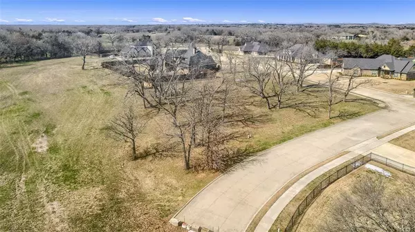 Denison, TX 75020,3900 Saddle Creek