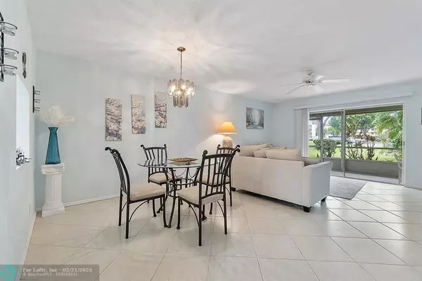 31 Abbey Ln  #106, Delray Beach, FL 33446