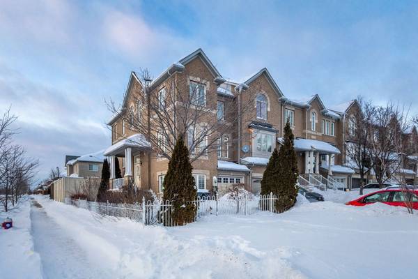 Mississauga, ON L5W 1S1,6538 Opera Glass CRES