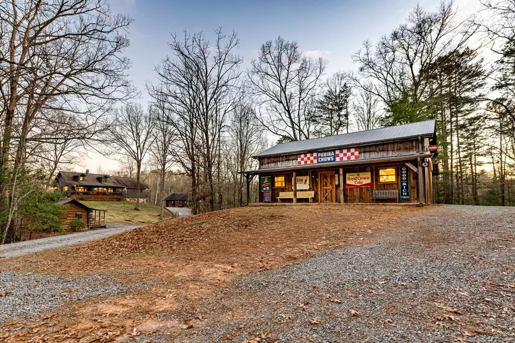 Mineral Bluff, GA 30559,178 Arp Road