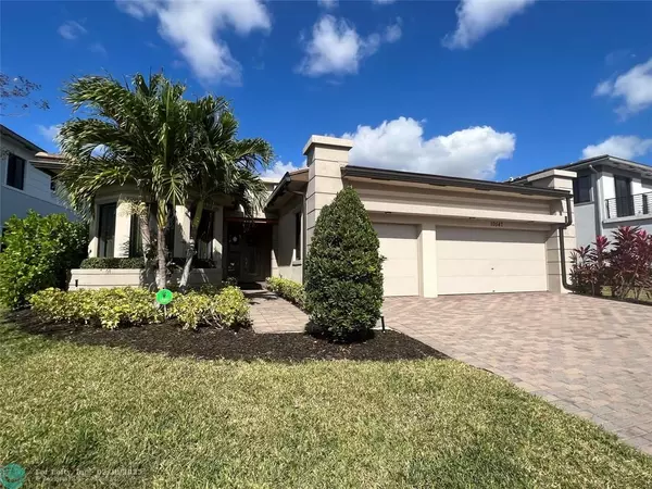 Parkland, FL 33076,10547 N Lago Vista Cir