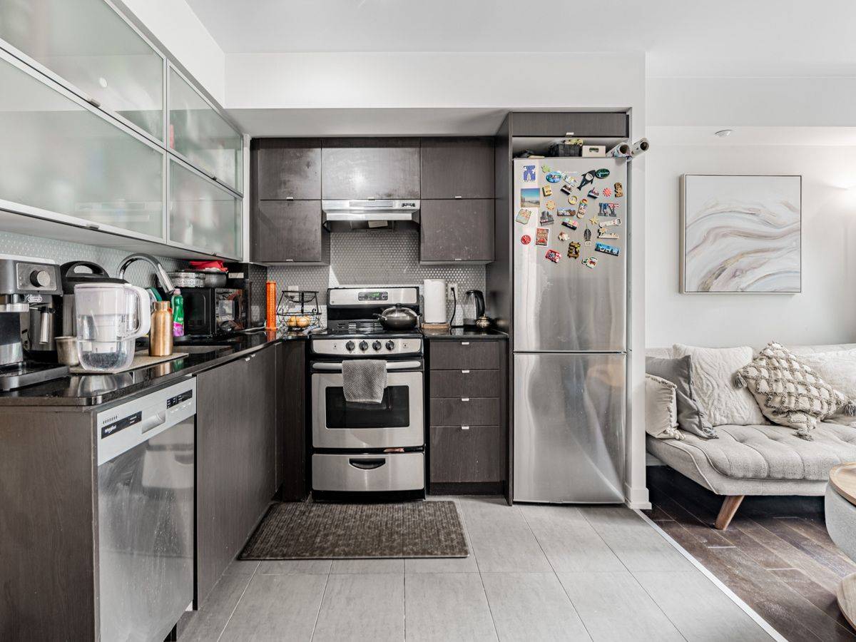Toronto C01, ON M5V 0E6,170 Fort York BLVD #310