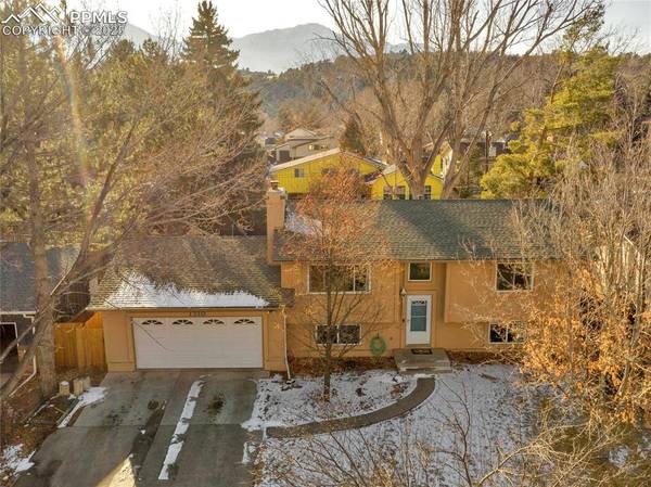 1310 Whitehouse DR, Colorado Springs, CO 80904