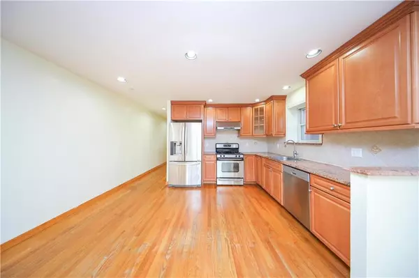 Brooklyn, NY 11204,143 Avenue O #2B