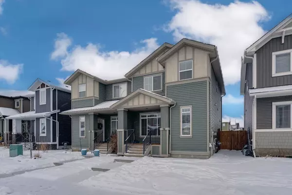 94 Fireside CIR, Cochrane, AB T4C0Z5