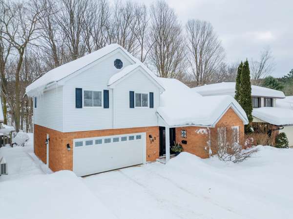 162 5th AVE E, Owen Sound, ON N4K 6C7