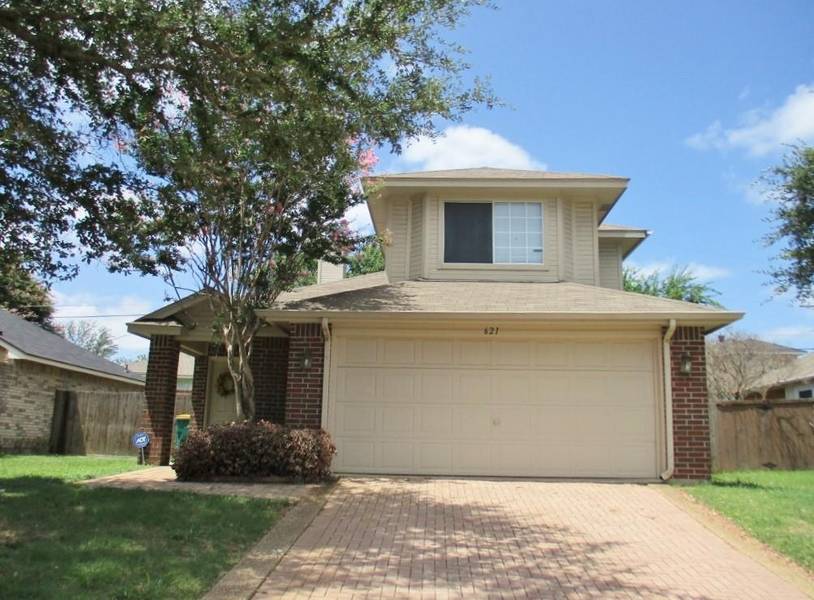 621 Imperial Place, Cedar Hill, TX 75104