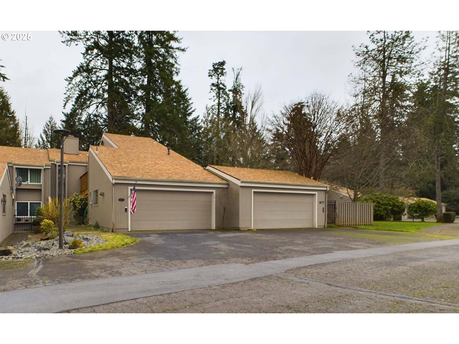 Salem, OR 97306,1879 LEXINGTON CIR SE