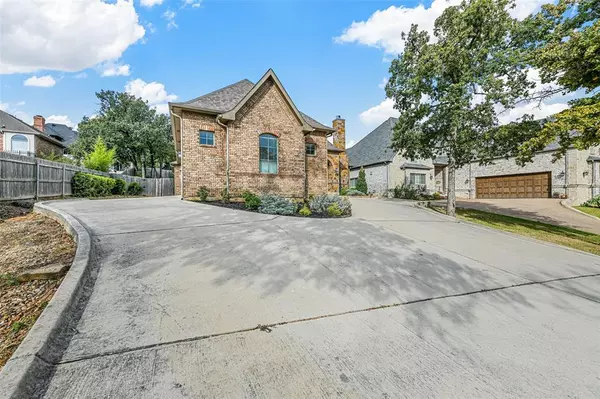 North Richland Hills, TX 76182,6801 Woodland Hills Drive