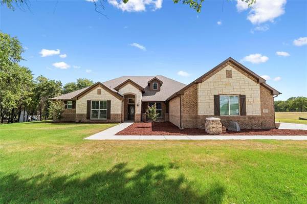 337 Zion Forest Trail,  Poolville,  TX 76487