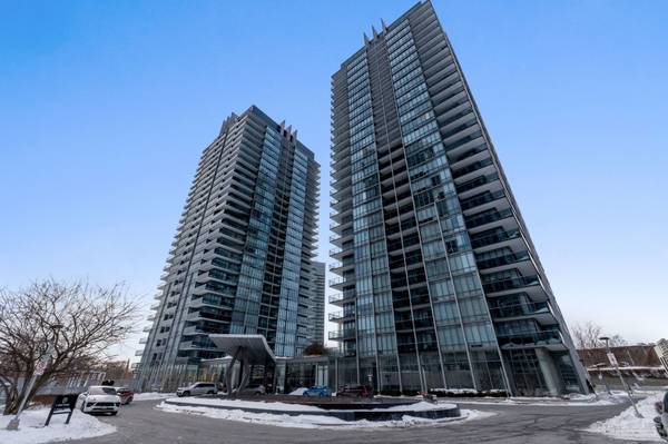 90 Park Lawn RD #705, Toronto W06, ON M8Y 0B6