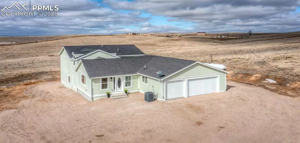 995 Choate LN, Yoder, CO 80864