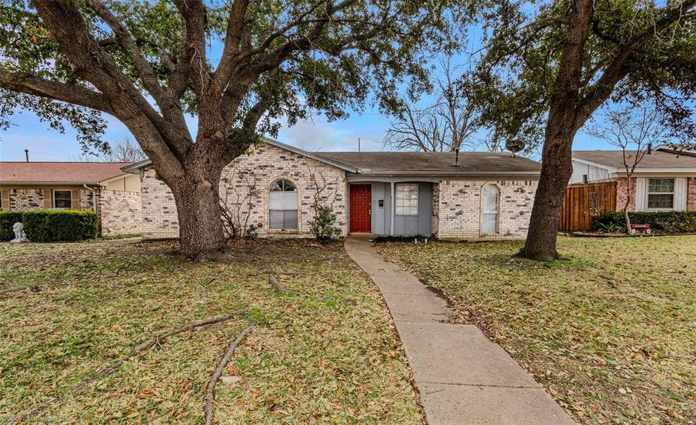 810 Malibu Drive, Garland, TX 75043