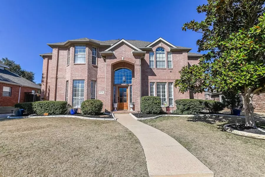 2712 Meadow Green Drive, Flower Mound, TX 75022