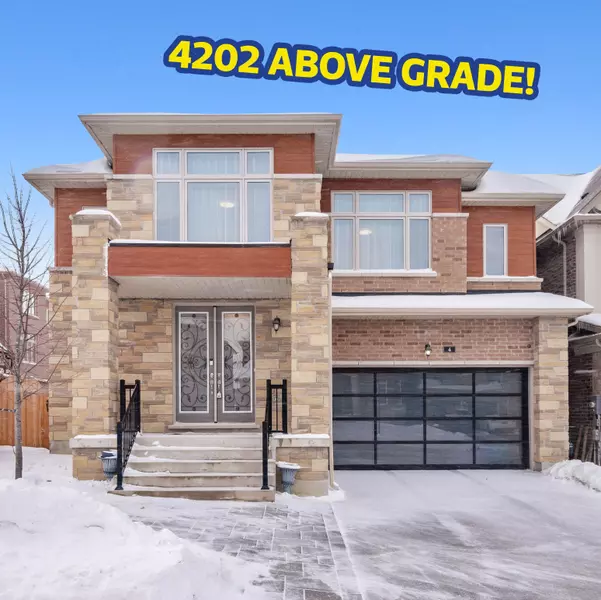 4 Goldeneye DR, East Gwillimbury, ON L9N 0S6