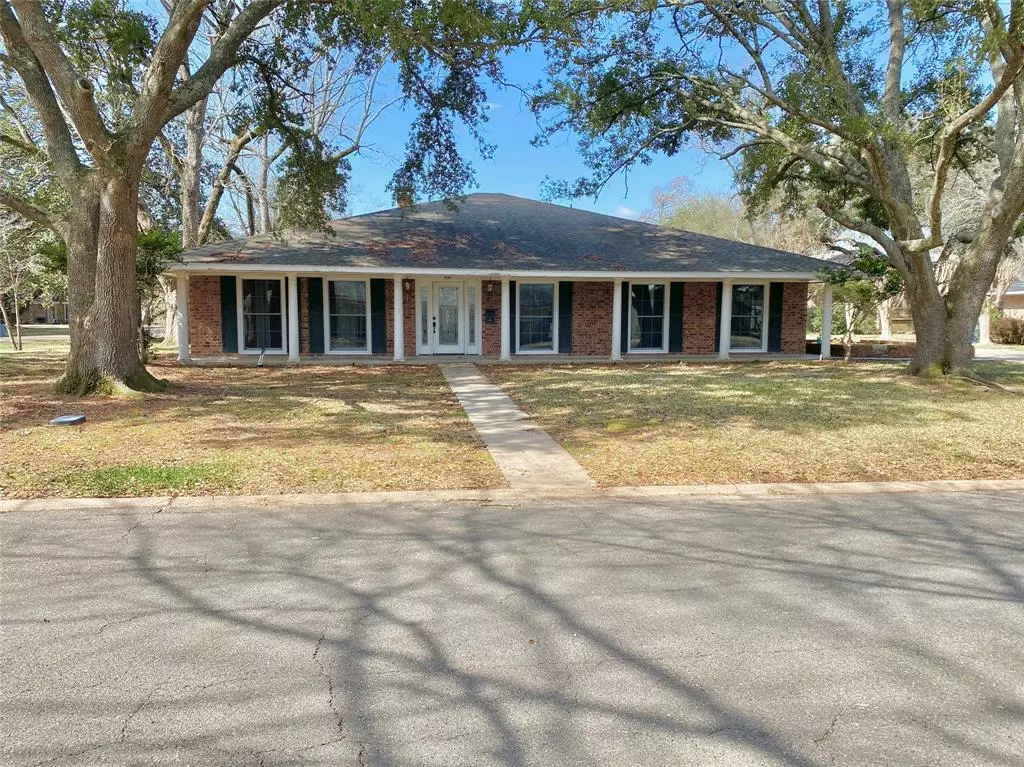 Natchitoches, LA 71457,900 Nettie Street