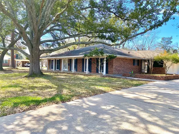 Natchitoches, LA 71457,900 Nettie Street