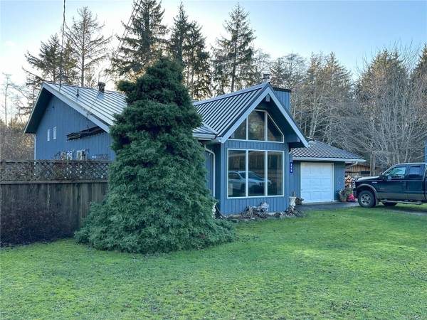 362 Christina Pl, Sandspit, BC V0T 1T0