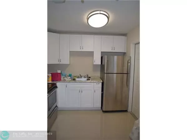 Fort Lauderdale, FL 33304,1721 NE 9th St  #3