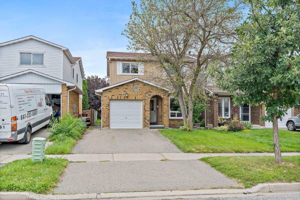 28 Lindridge AVE, Brampton, ON L6S 3X1