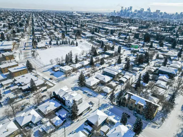 Calgary, AB T2M 4E4,2235 Victoria CRES NW