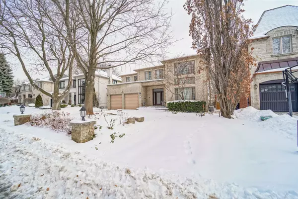 Toronto C12, ON M2P 1N3,57 Cotswold CRES