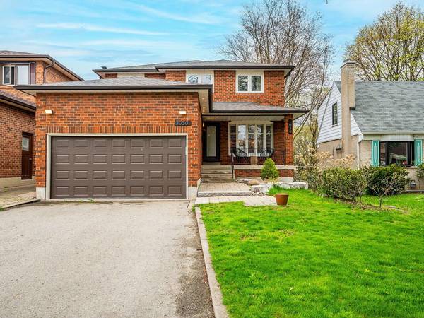 1030 Hedge DR,  Mississauga,  ON L4Y 1G2