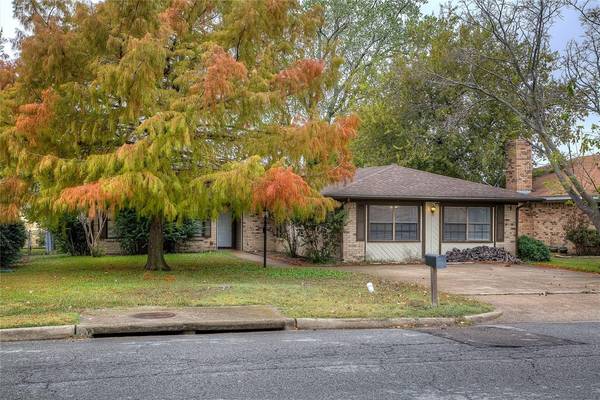 6716 Sayle Street, Greenville, TX 75402