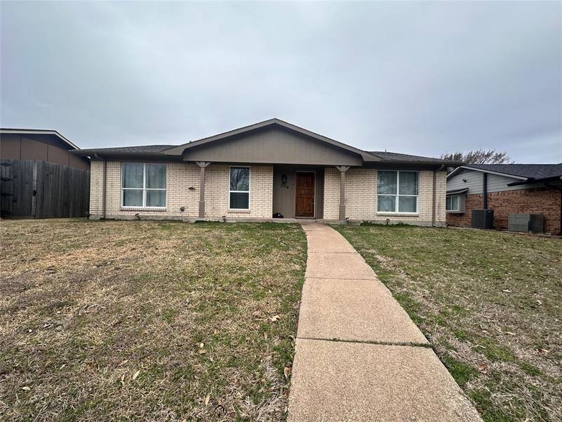 3014 Meadow Park Drive, Garland, TX 75040