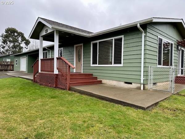 1167 CALIFORNIA AVE, Coos Bay, OR 97420