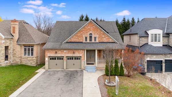 9 Haywood DR, Brampton, ON L6X 0W1