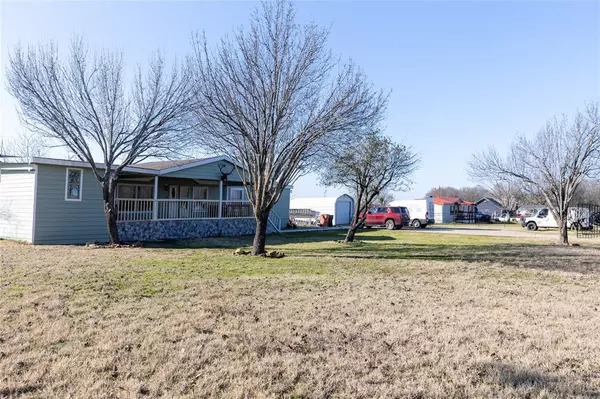 Quinlan, TX 75474,6998 County Road 2532