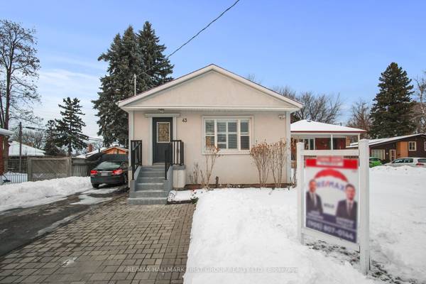 43 Benlight CRES, Toronto E09, ON M1H 1P4