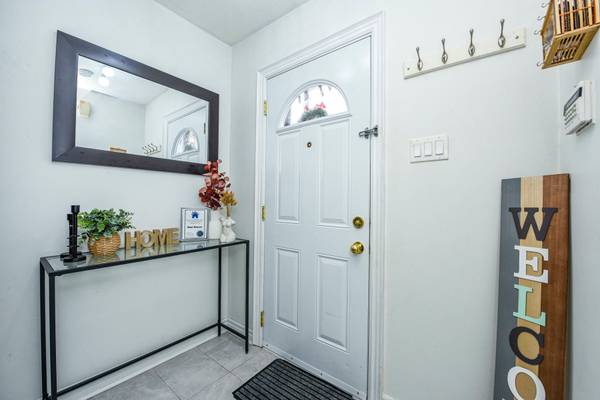 Brampton, ON L6S 3K8,70 Morley CRES #70